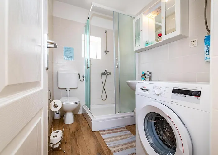 בית נופש Lovely In With Wifi