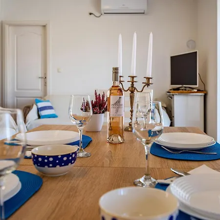 Amazing Home In Brbinj *
