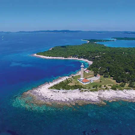 Amazing Home In Brbinj بيت للعطل